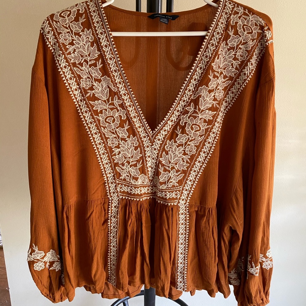 Long sleeve embroidered blouse